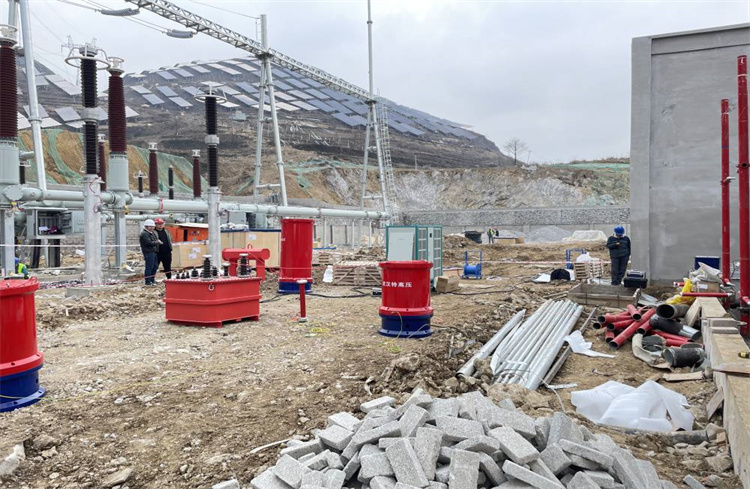 UHV(W) 無局放變頻諧振試驗(yàn)系統(tǒng)總體介紹(圖2) UHV(W) 無局放變頻諧振試驗(yàn)系統(tǒng)總體介紹(圖2)