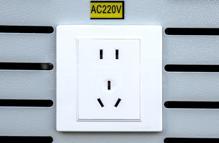 DDL系列全自動(dòng)溫升試驗(yàn)裝置大電流發(fā)生器 DDL系列全自動(dòng)溫升試驗(yàn)裝置大電流發(fā)生器